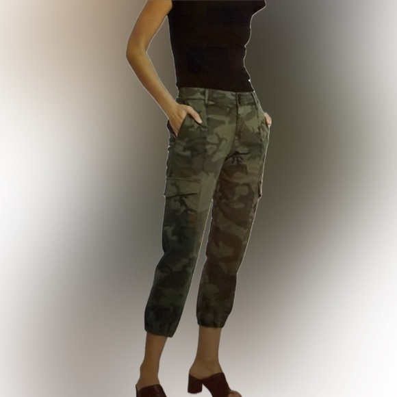 Sanctuary Cargo Pants Size 28 Camouflage Green - Picture 1 of 16